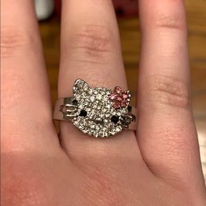 Hello Kitty ring